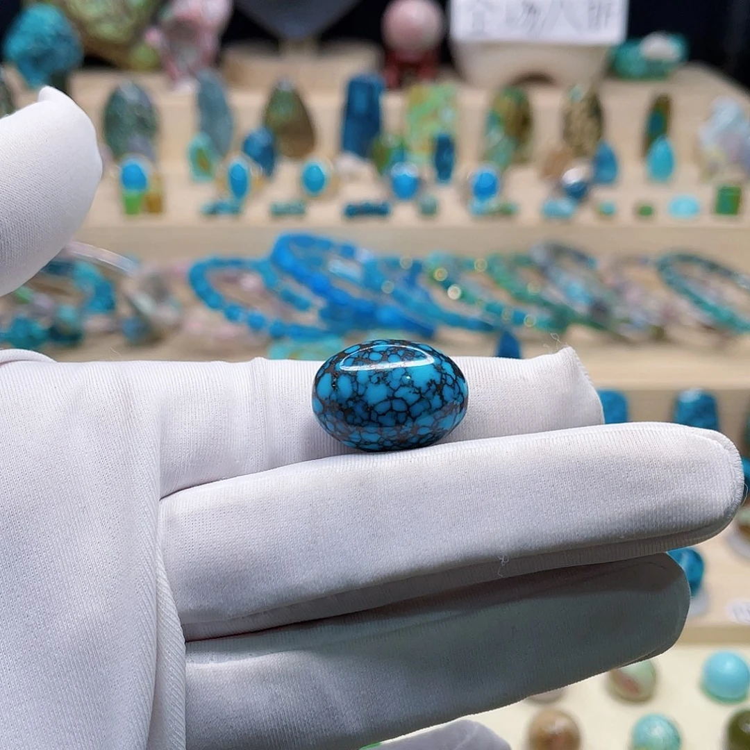 绿松石未镶嵌颈饰