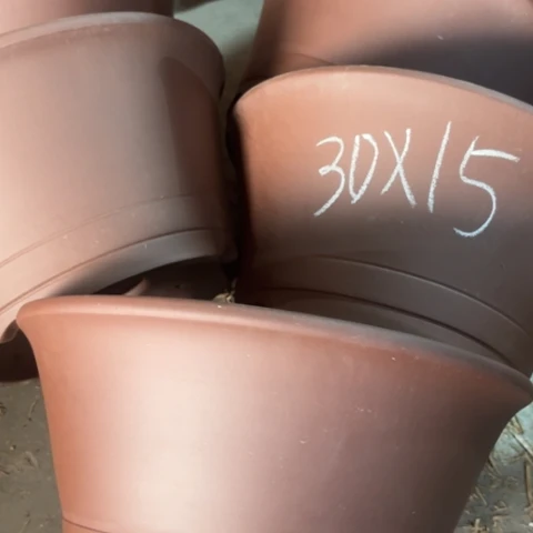 紫砂花盆100-5。       30-15