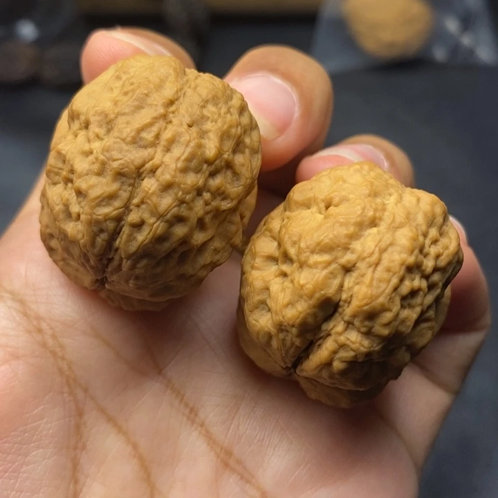 把件文玩核桃38尺方尊蛤蟆