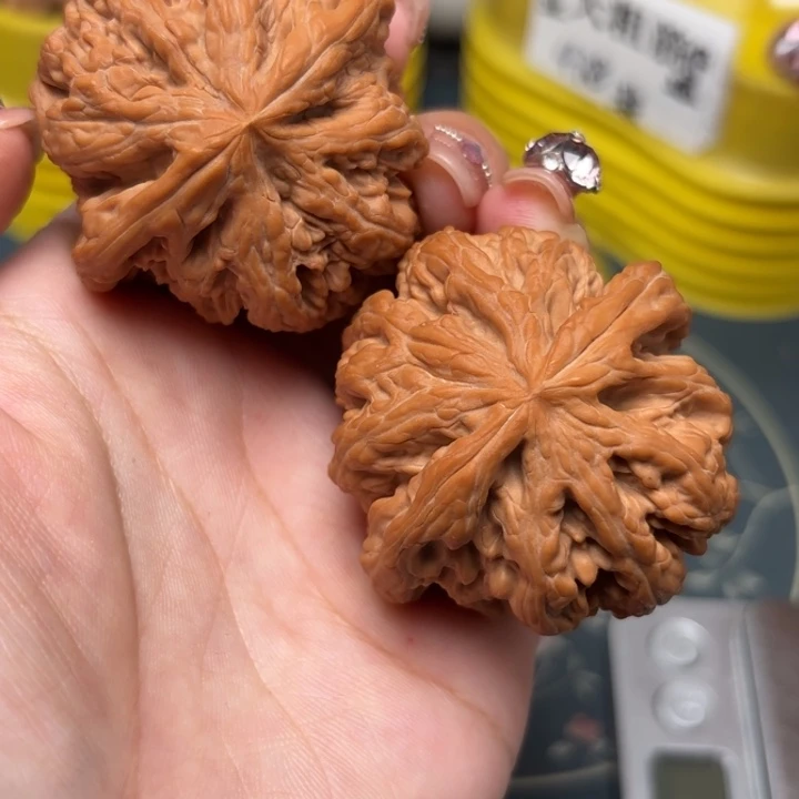 文玩核桃把件47-33774-02