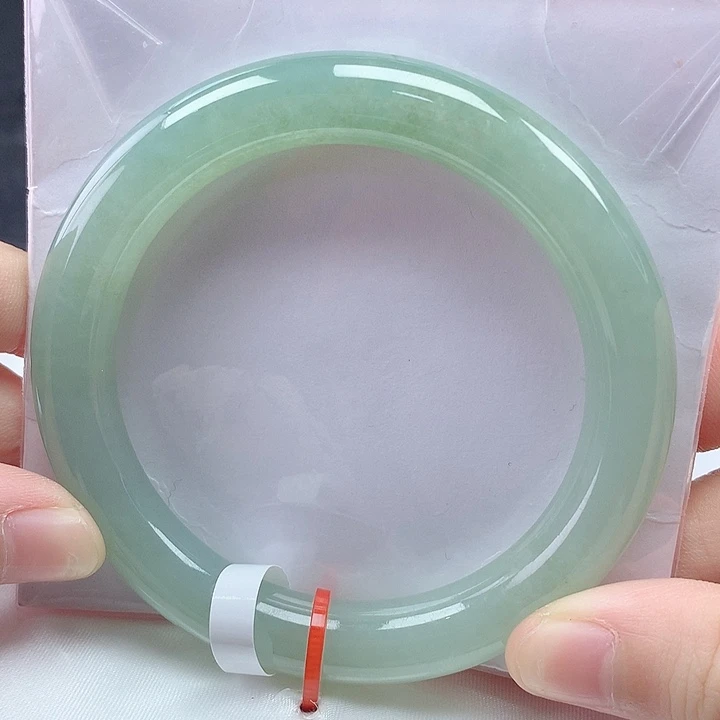 翡翠未镶嵌手镯54圈