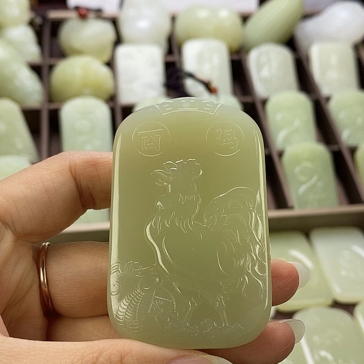 昆仑石鸡守护神丽