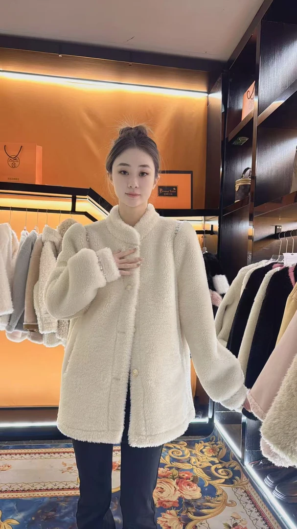 【编号合集300-500号】秋冬新款高端百搭时尚黑白设计师轻奢外套