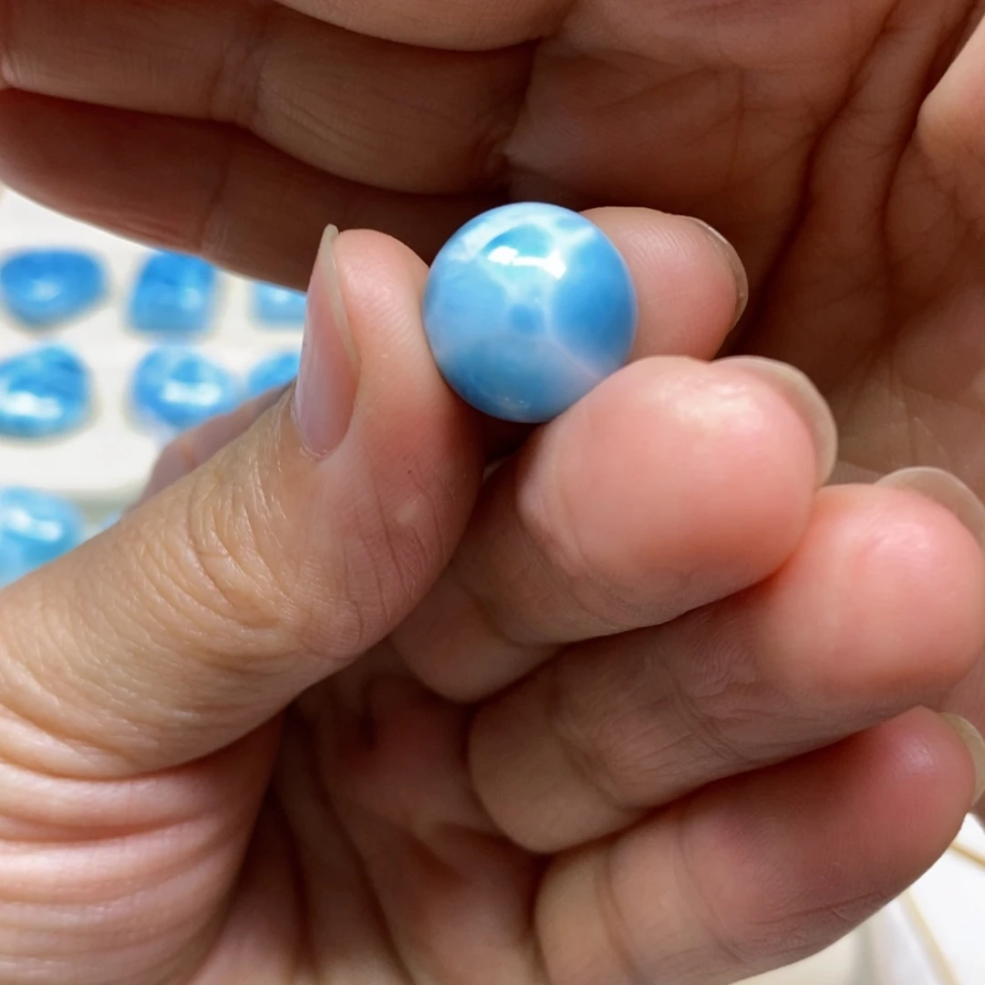 针钠钙石（海纹石）未镶嵌颈饰天**遥