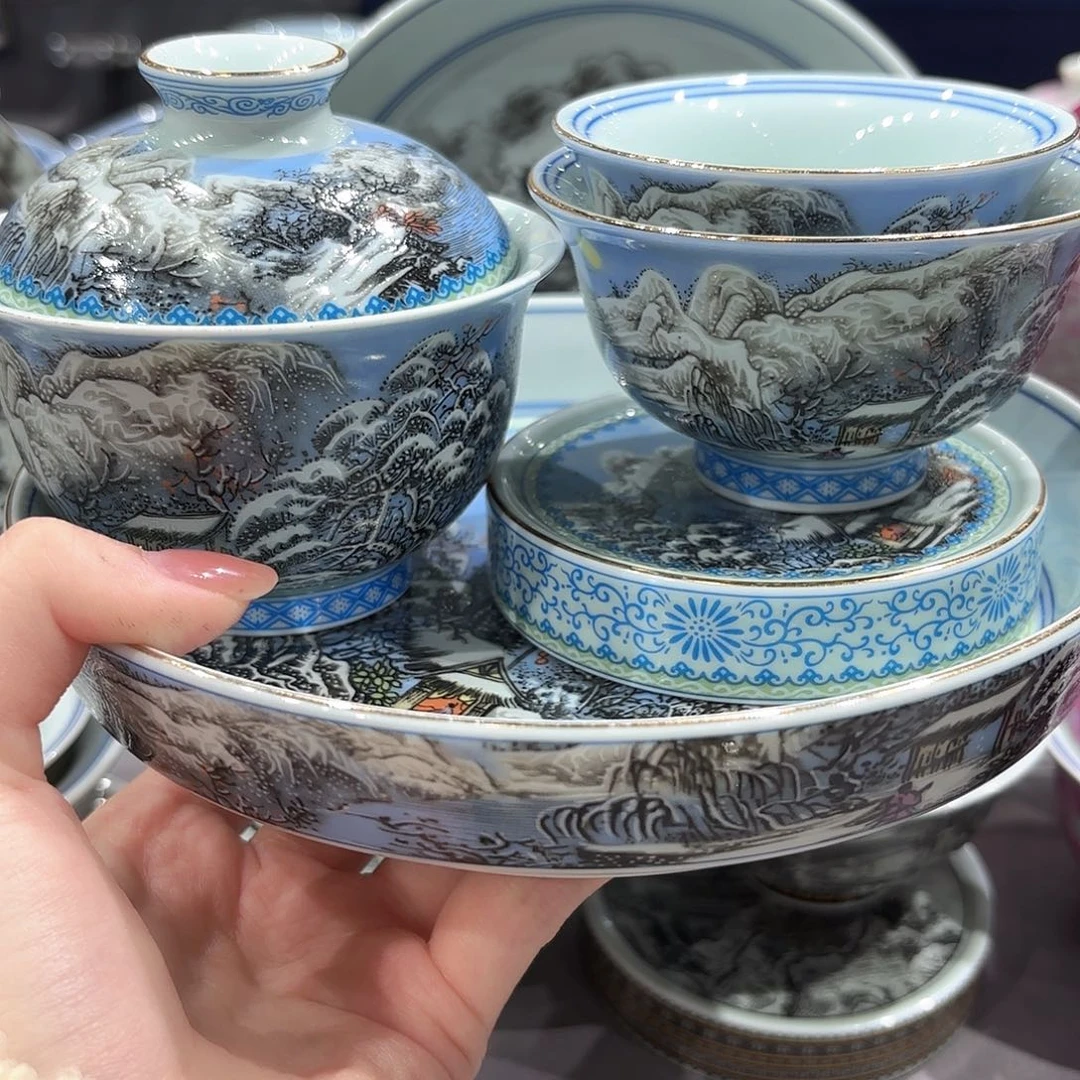 瓷片景德镇瓷器精品陈列