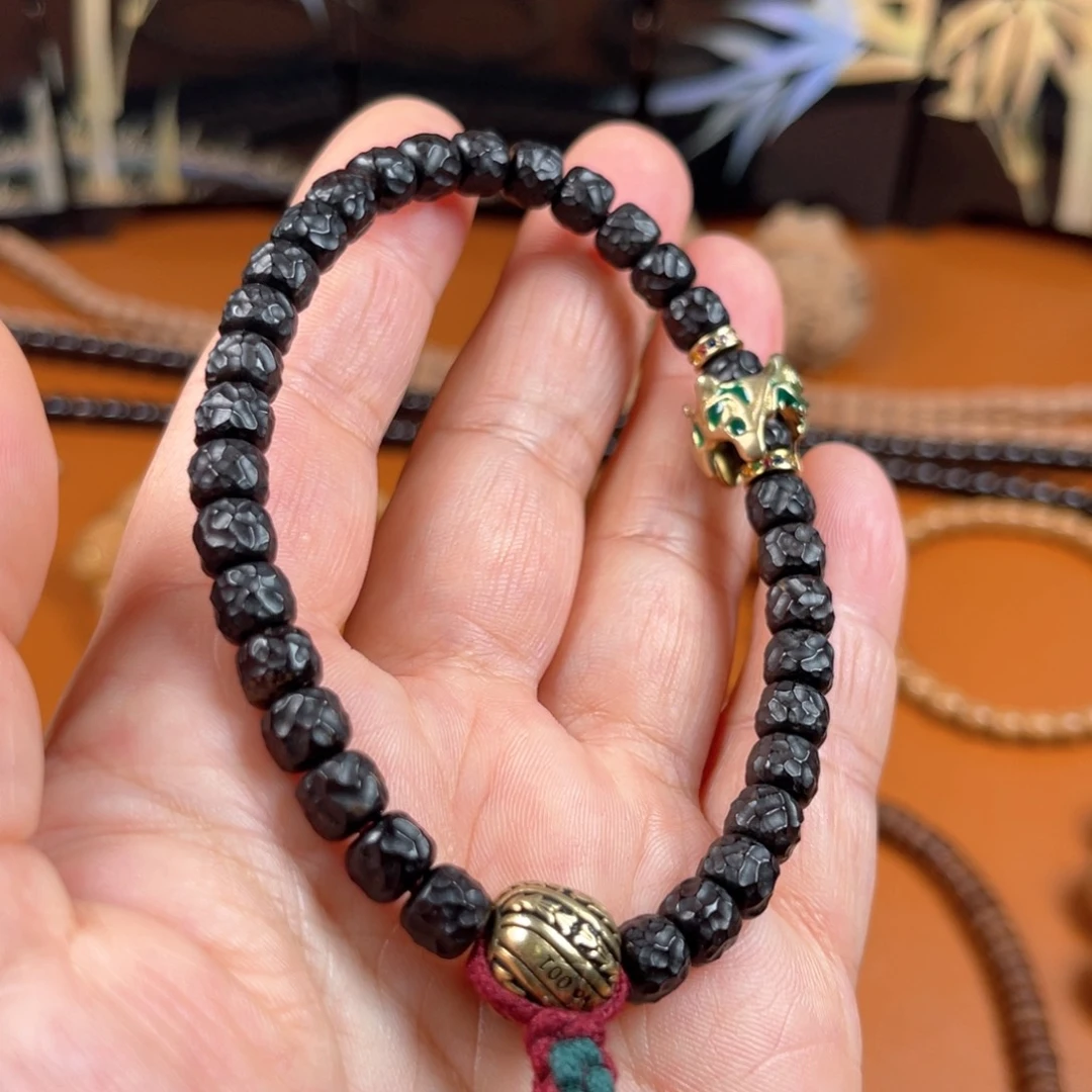 椰蒂吊坠445677788889