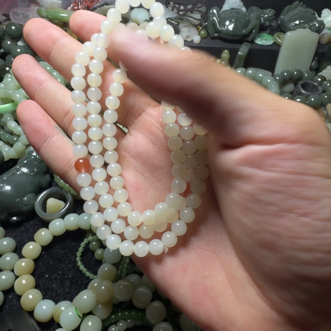 和田玉未镶嵌手串
