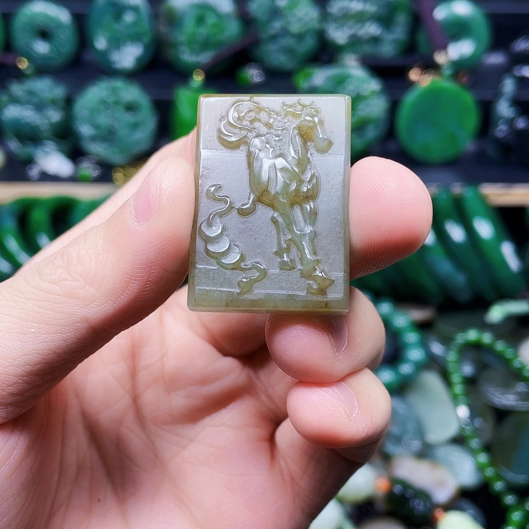 和田玉未镶嵌珠宝半成品