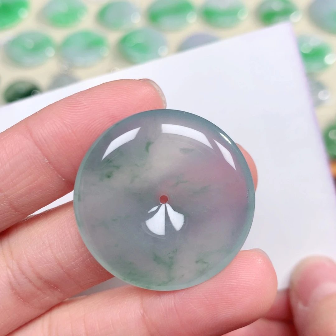 翡翠未镶嵌颈饰30.7-5.5