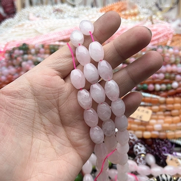 玛瑙/玉髓珠宝半成品未镶嵌一条10mm左右粉晶桶珠