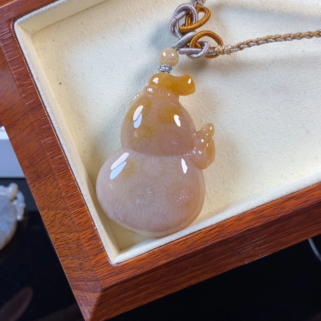 硅化珊瑚（珊瑚玉）未镶嵌颈饰350