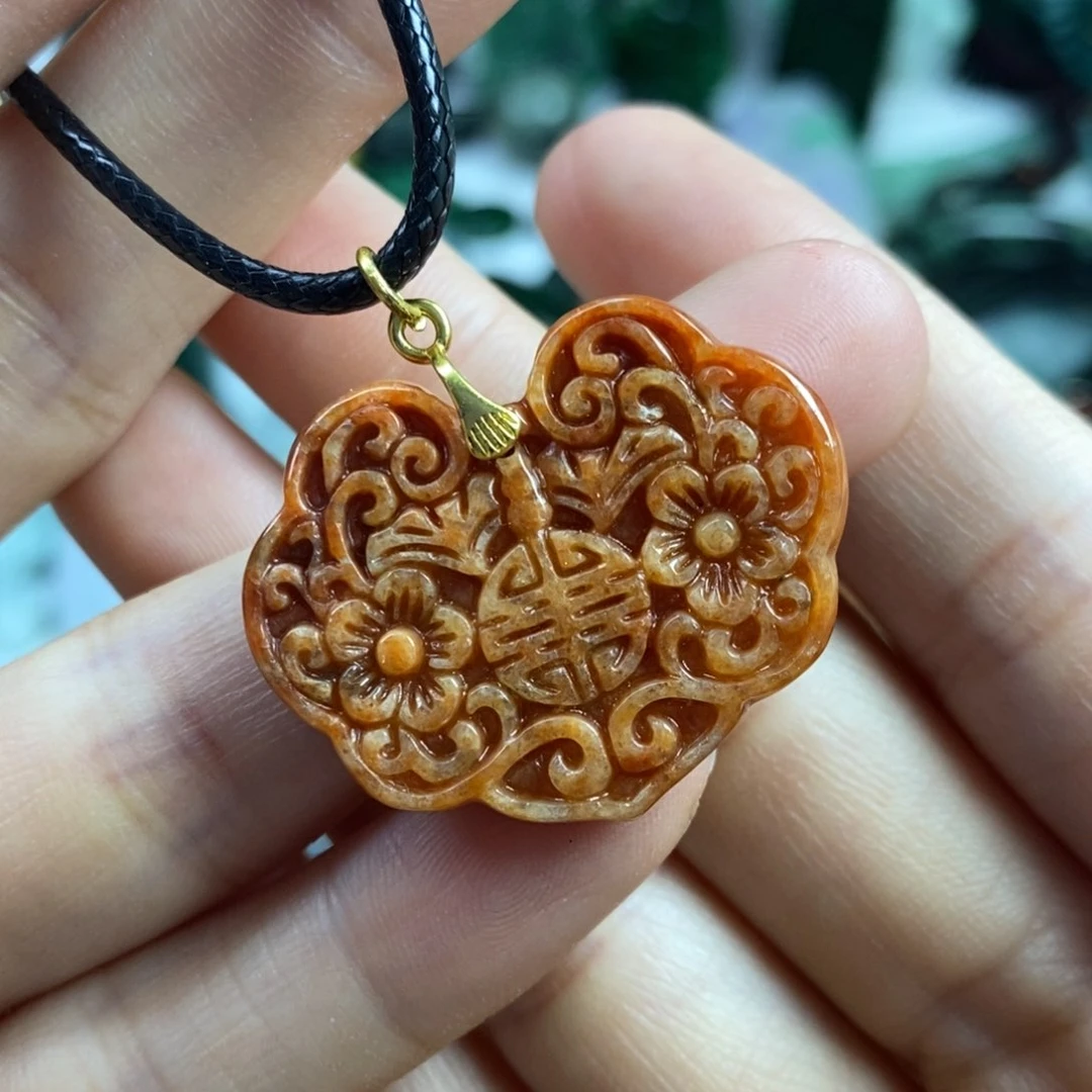 翡翠颈饰未镶嵌吊坠