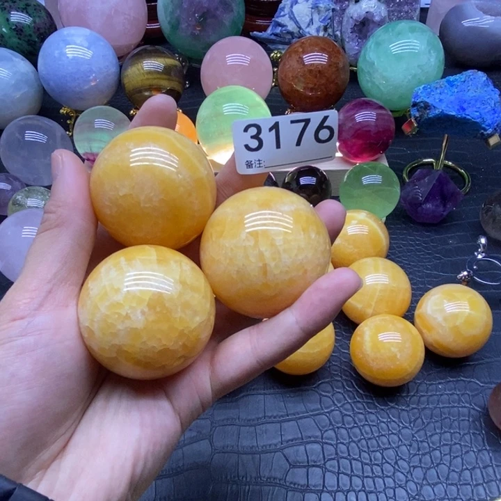 洛****未镶嵌水晶大型摆件（非配饰）