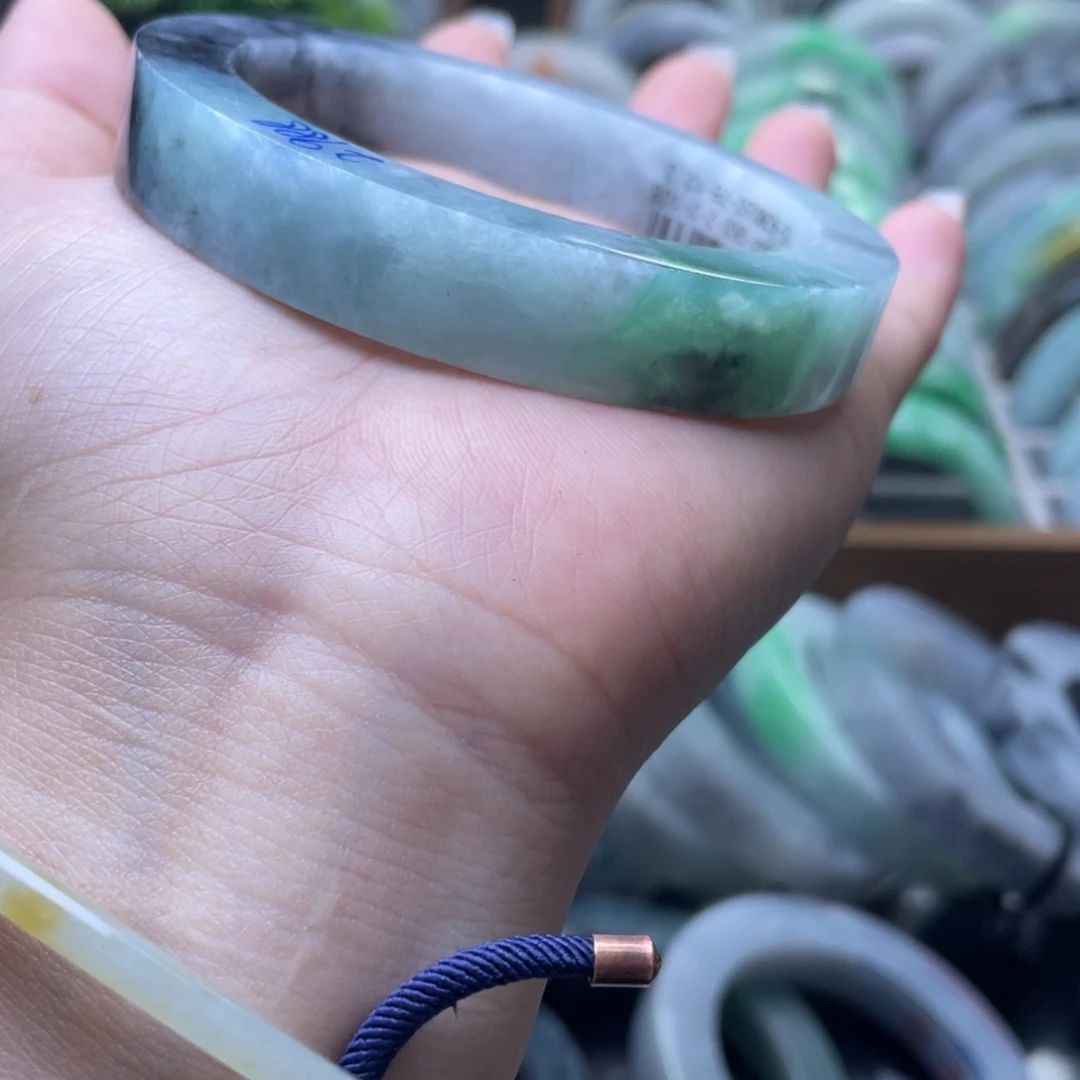定制翡翠未镶嵌特价翡翠手镯定制翡翠手镯