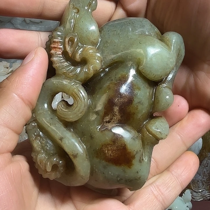 新***代和田玉未镶嵌挂件