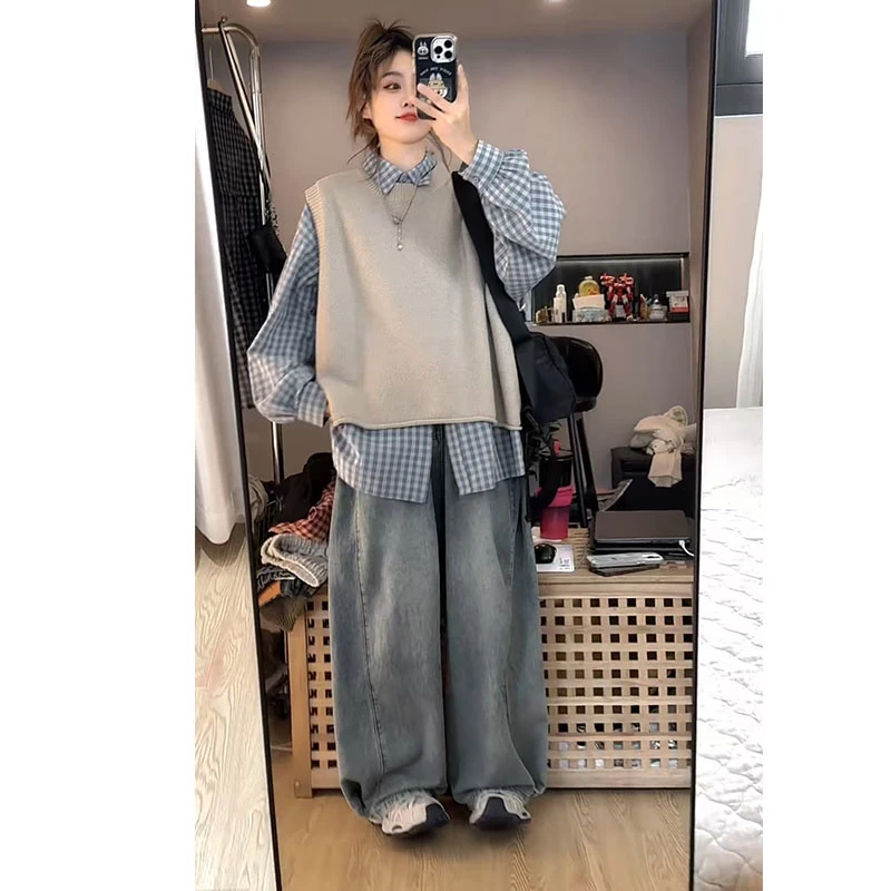 超火早秋穿搭新款套装女2025设计感气质衬衫马甲百搭牛仔裤三件套