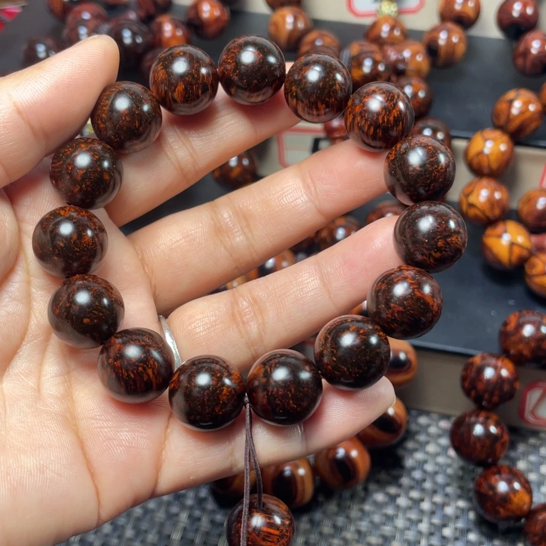 爱***身花梨木类1.5爆满瘤疤