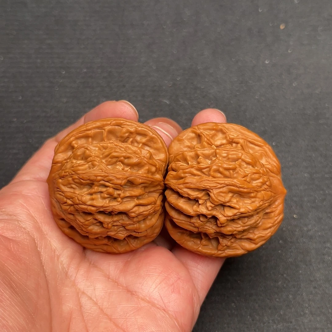 桃核把件44×45全品粗筋虎头A510