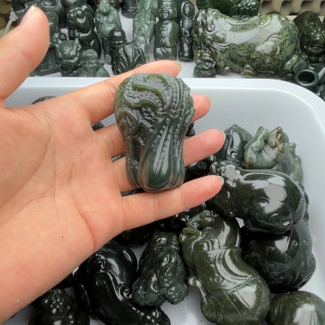 和田玉（糖玉）未镶嵌颈饰