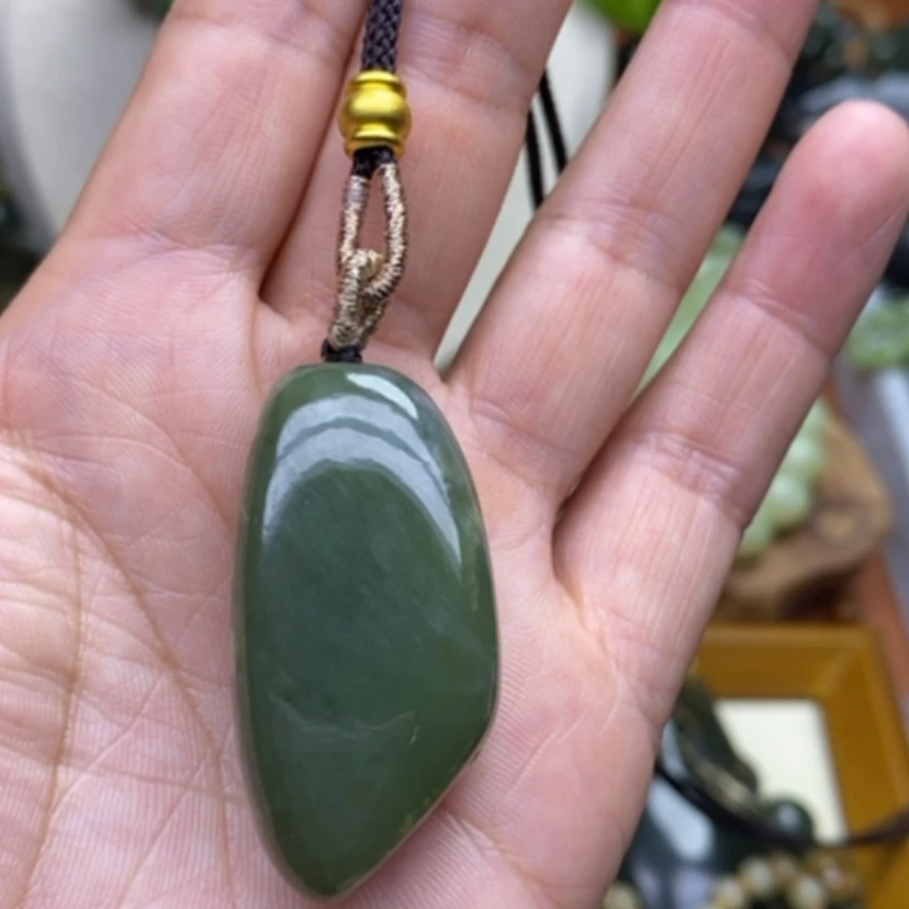 【闪购商品】颈饰未镶嵌和田玉
