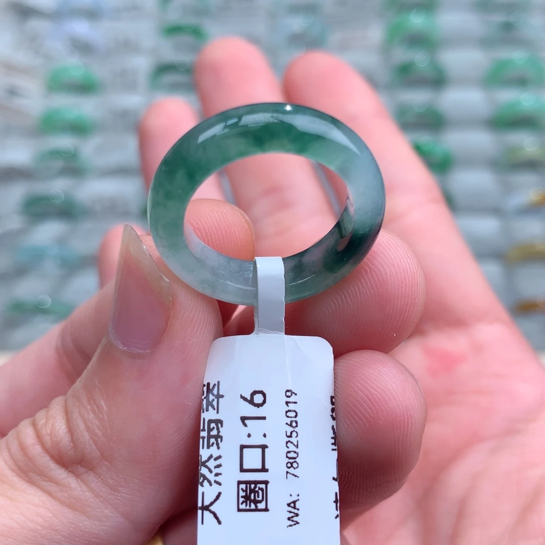 翡翠戒指未镶嵌天然
