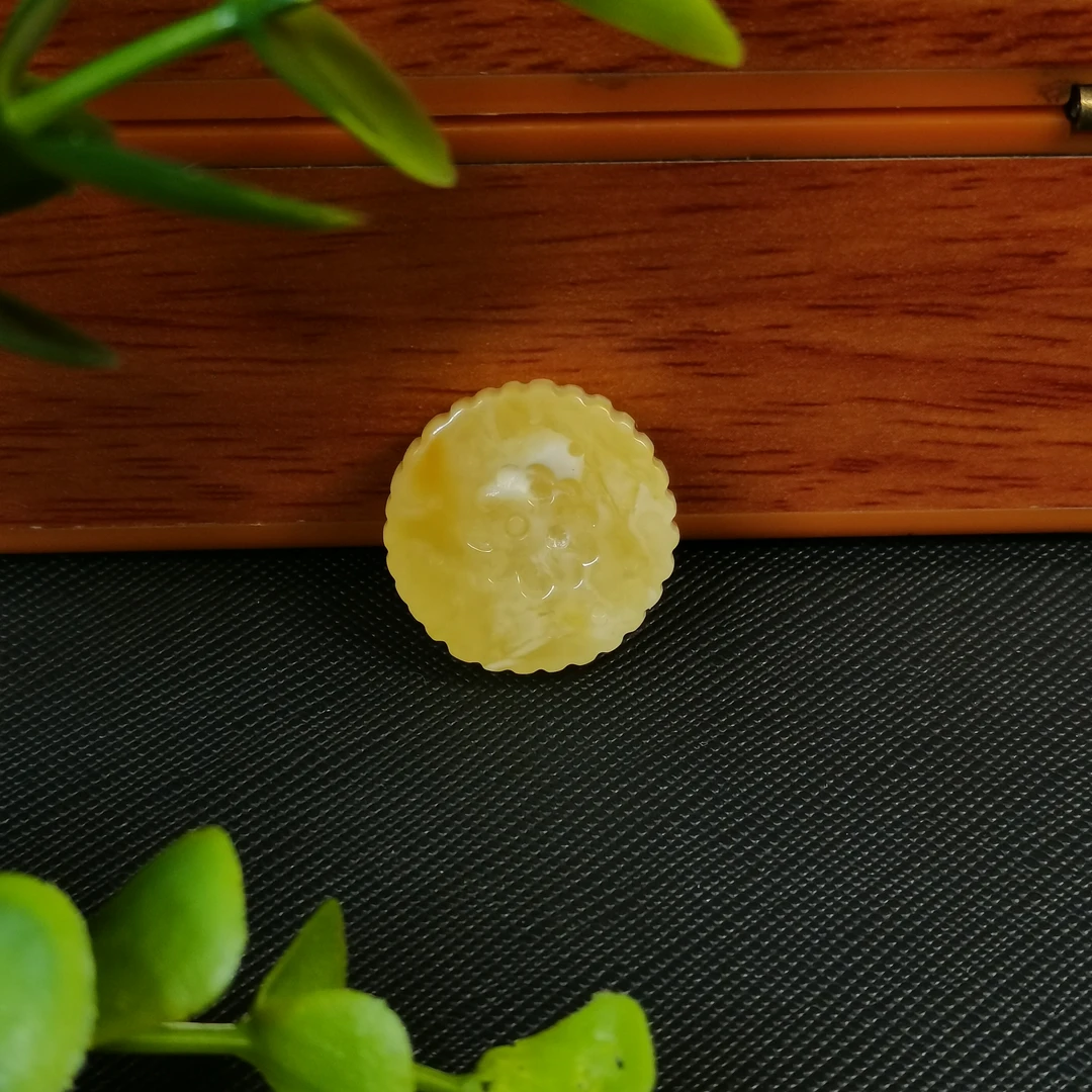 天然琥珀蜜蜡diy小配饰钮扣小滴溜打孔联系客服
