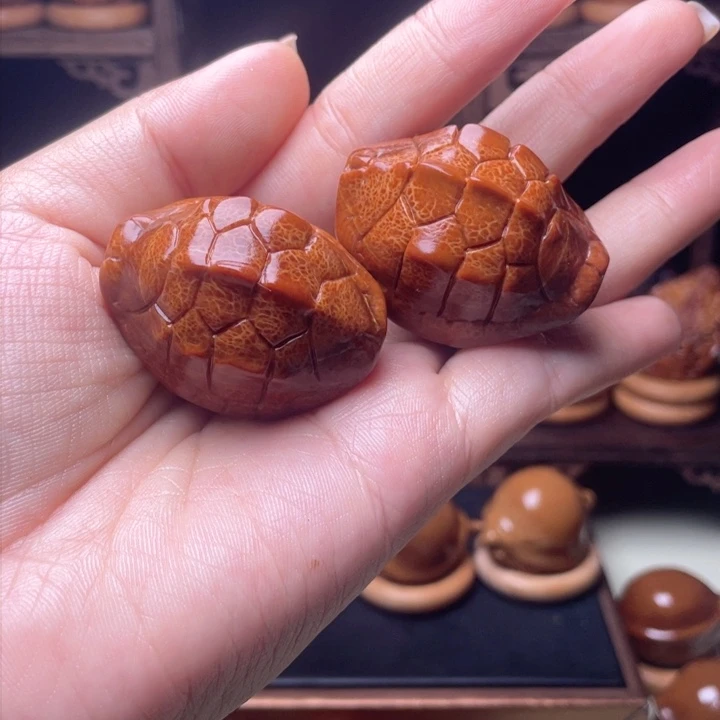 吊坠橄榄核龙脊富甲手球3.23左右