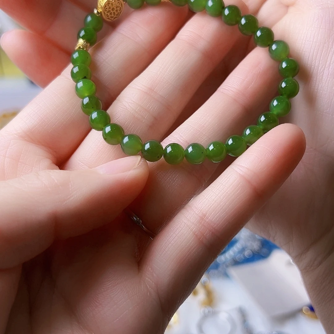 巳***月和田玉（糖玉）未镶嵌手链