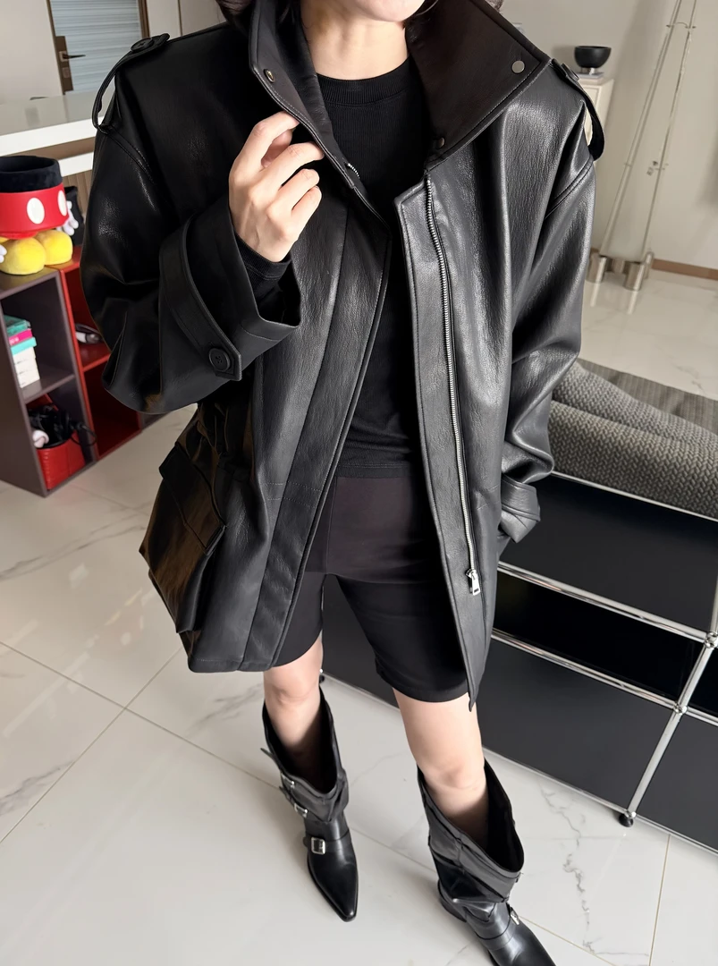 KIOKWANG//设计感潮酷风多口袋质感廓形抽绳拉链皮衣外套男女同款