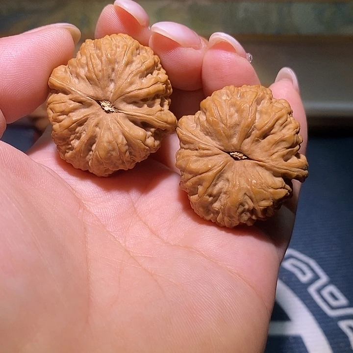 文玩核桃把件35麒麟枕