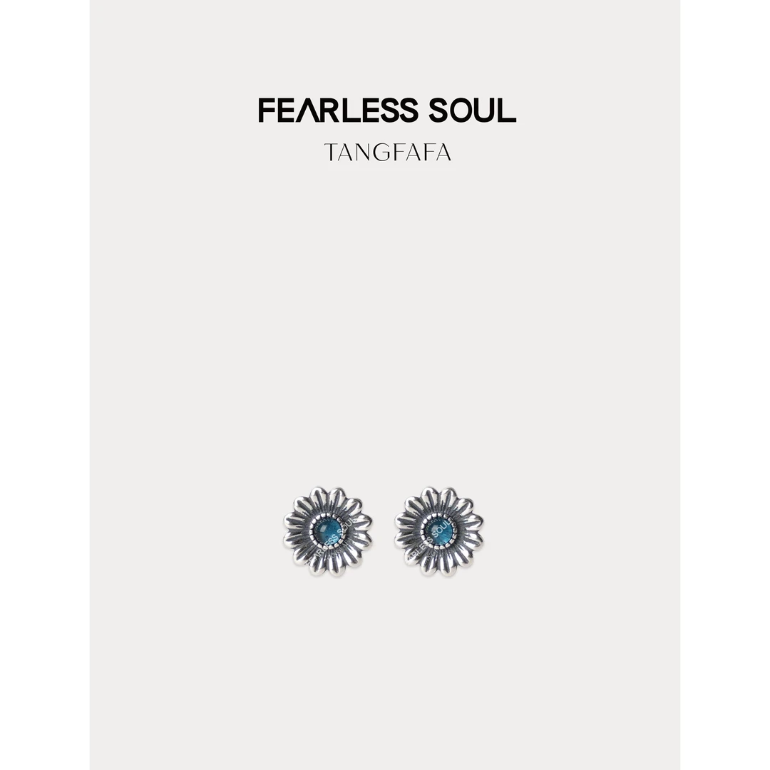 925银耳饰 TFF X FS 复古小雏菊耳钉 824FE075 -