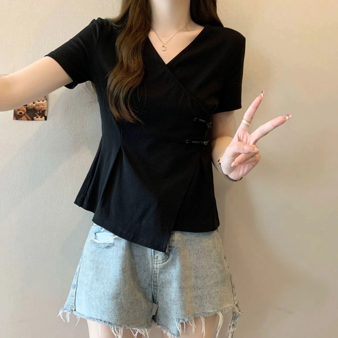 不规则短袖t恤女遮肚子设计感显瘦女装复古盘扣交叉正肩v领上衣夏