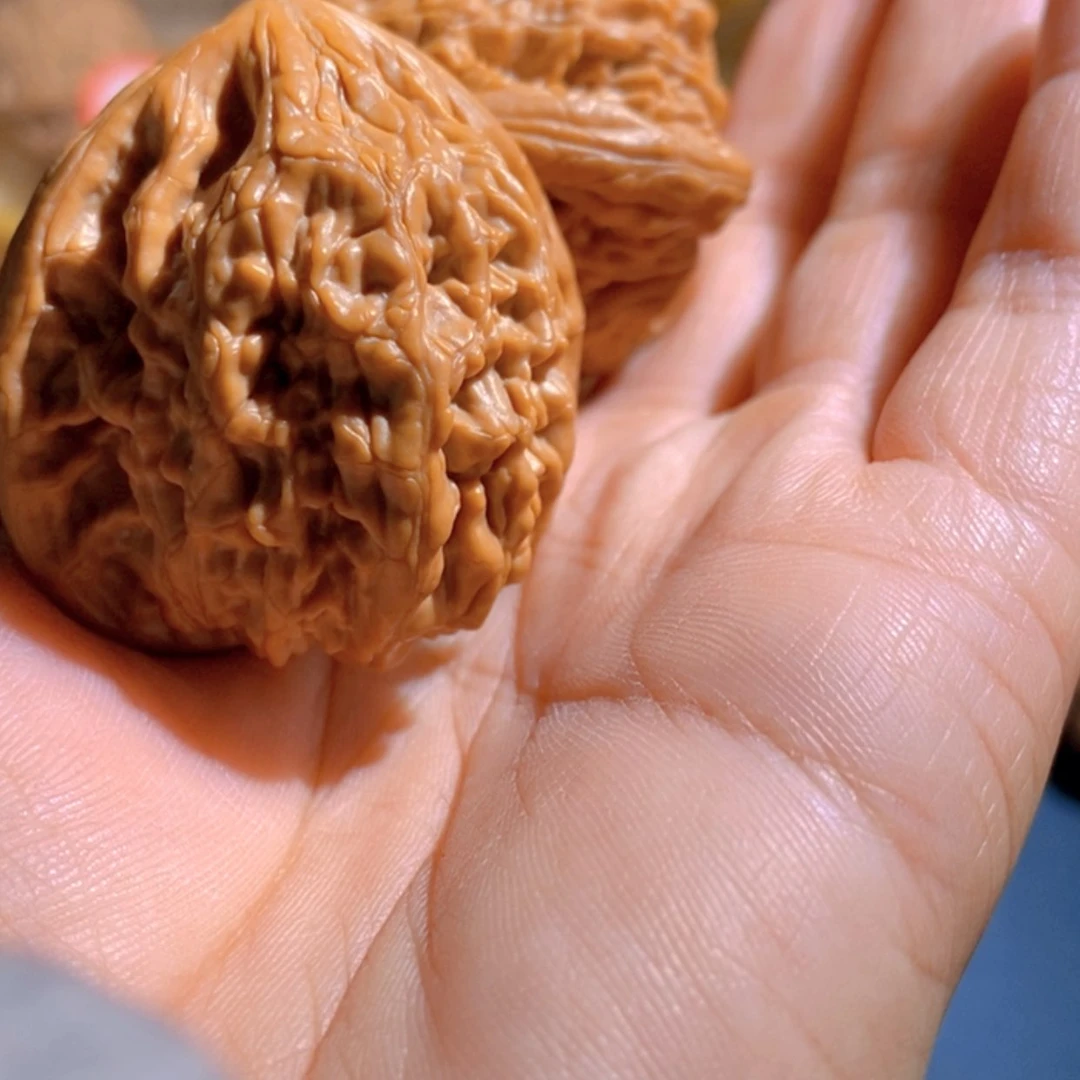 【闪购商品】文玩核桃吊坠捷*虎头王