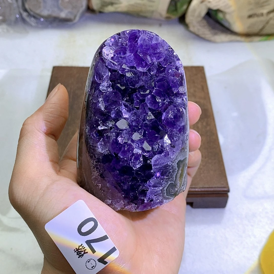 未镶嵌紫晶大型摆件（非配饰）