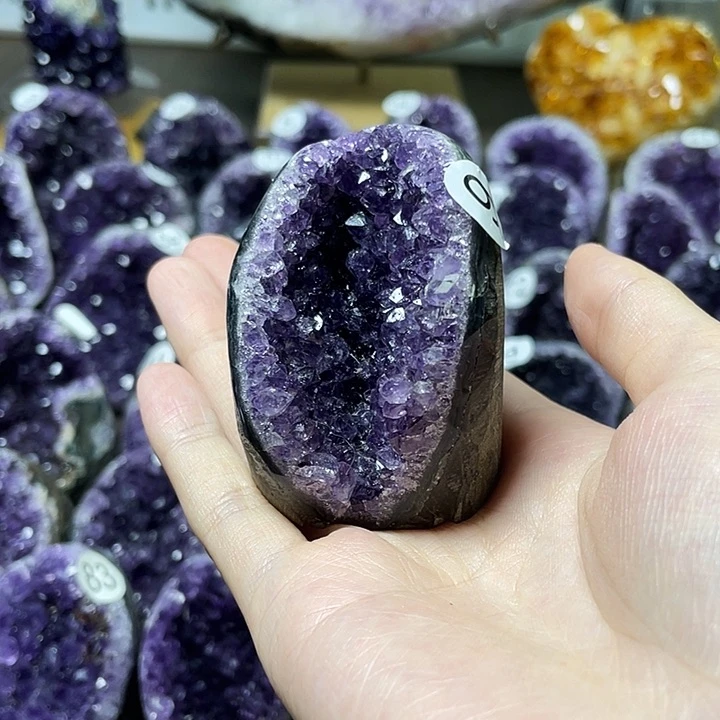 未镶嵌珠宝半成品水晶