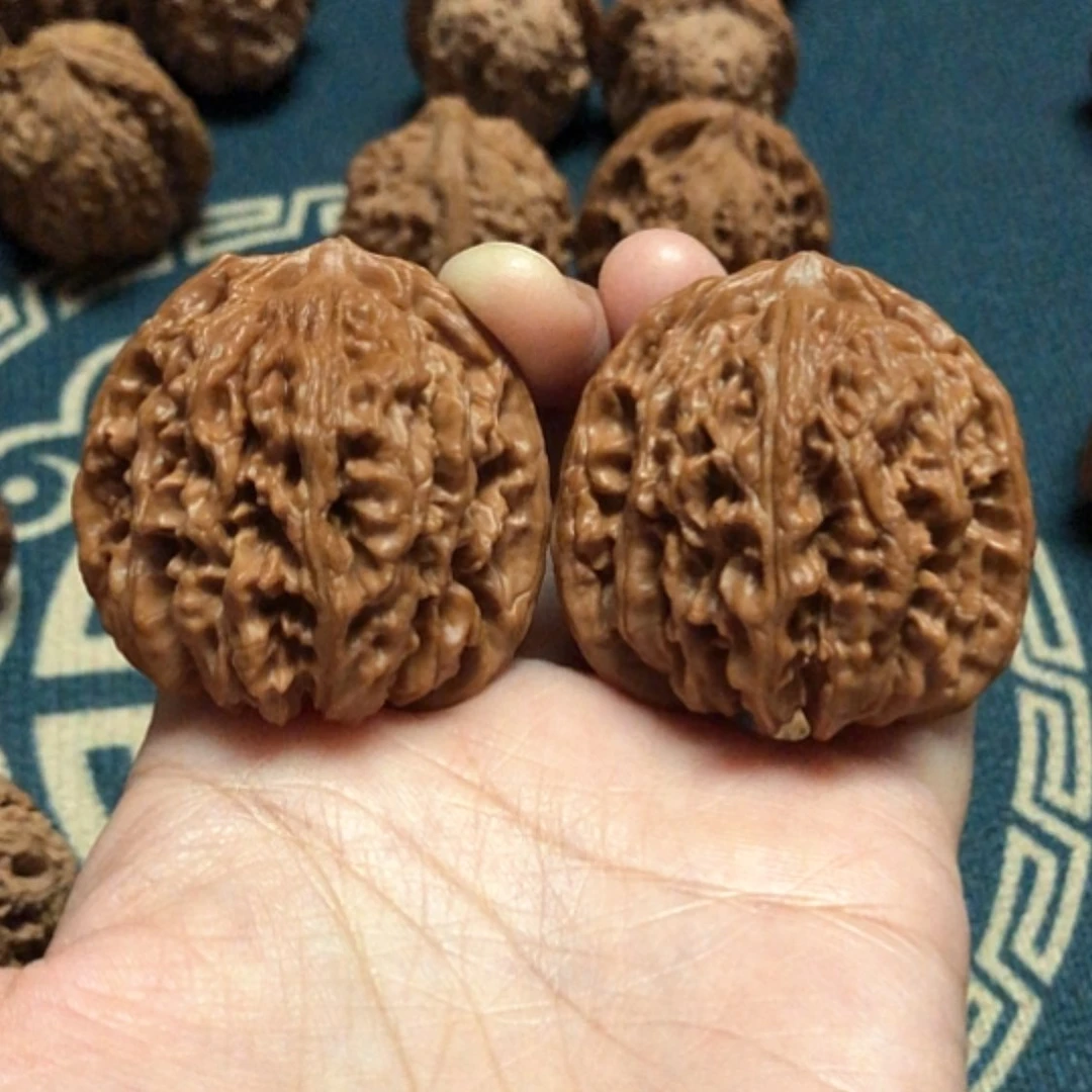 【闪购商品】把件文玩核桃心****9四座楼