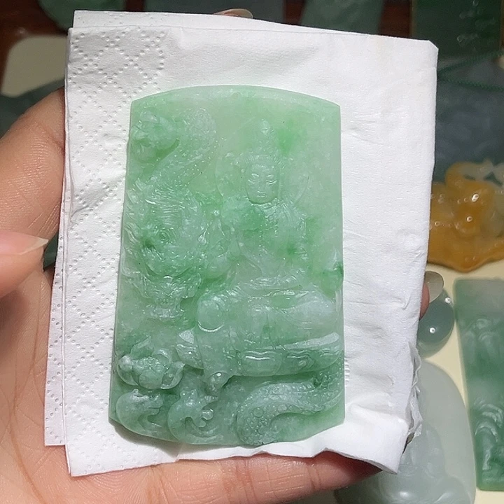 满***红未镶嵌定制翡翠天然翡翠