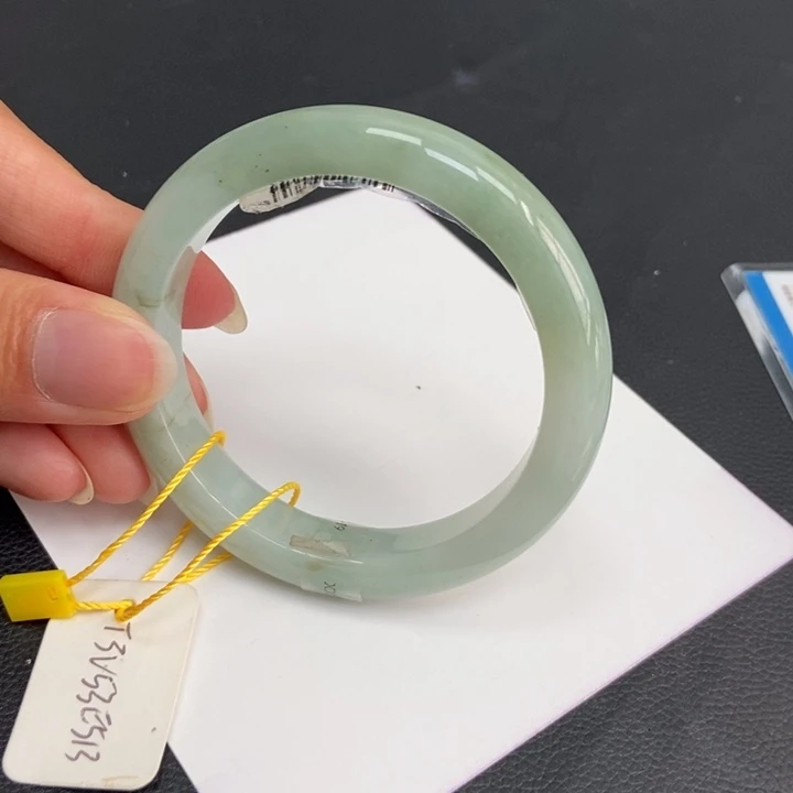 翡翠手镯未镶嵌53-54正圈