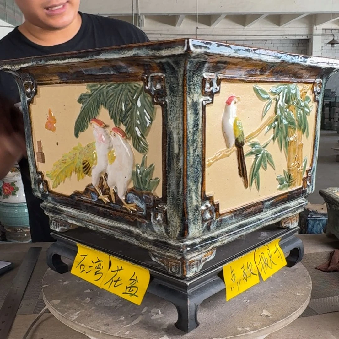 。一风堂石湾花盆 小缝隙 内33*24