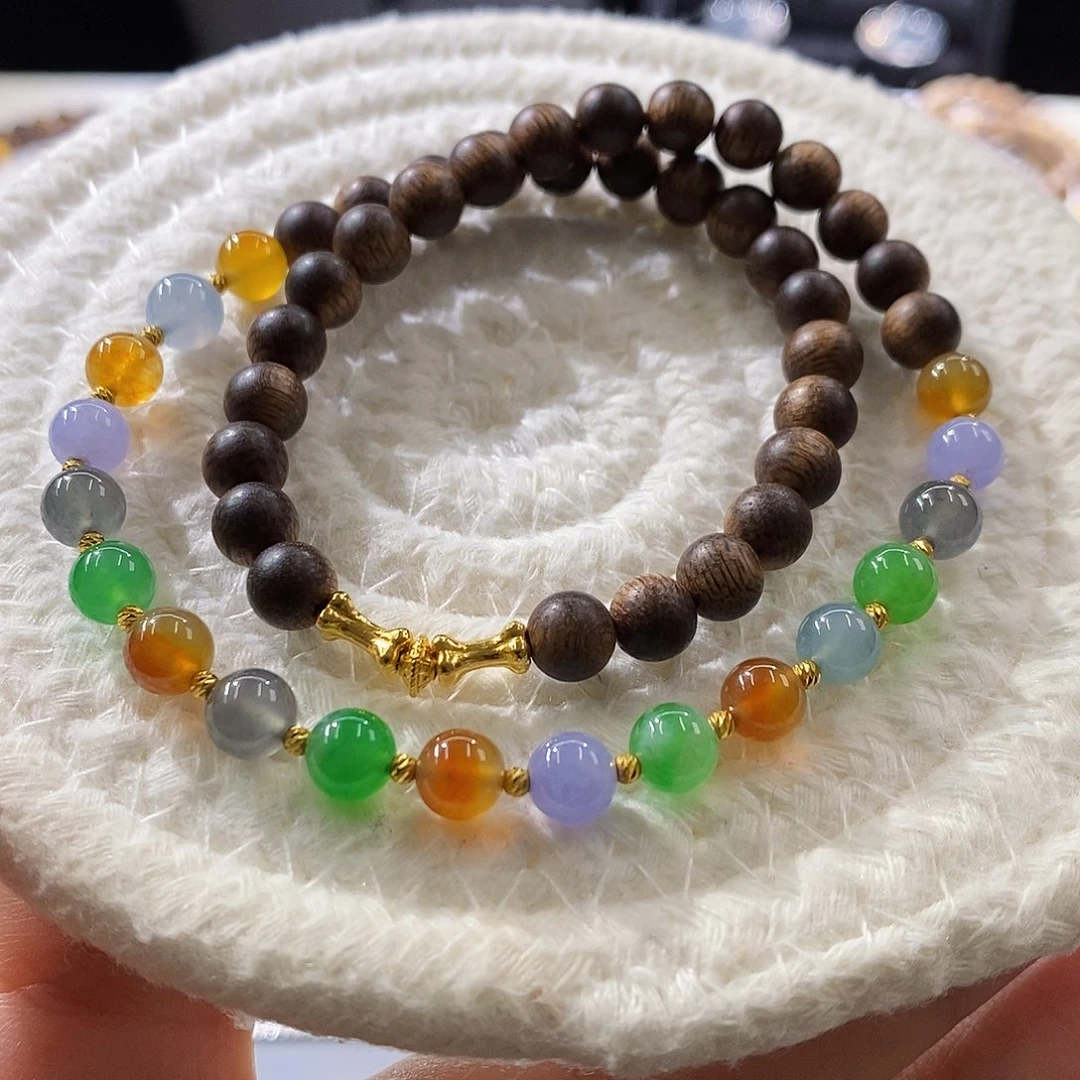 颈饰未镶嵌翡翠浓彩双圈