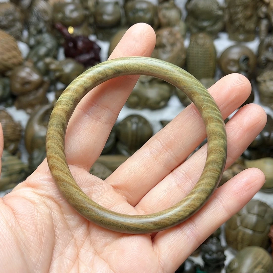 维腊木（绿檀）手镯