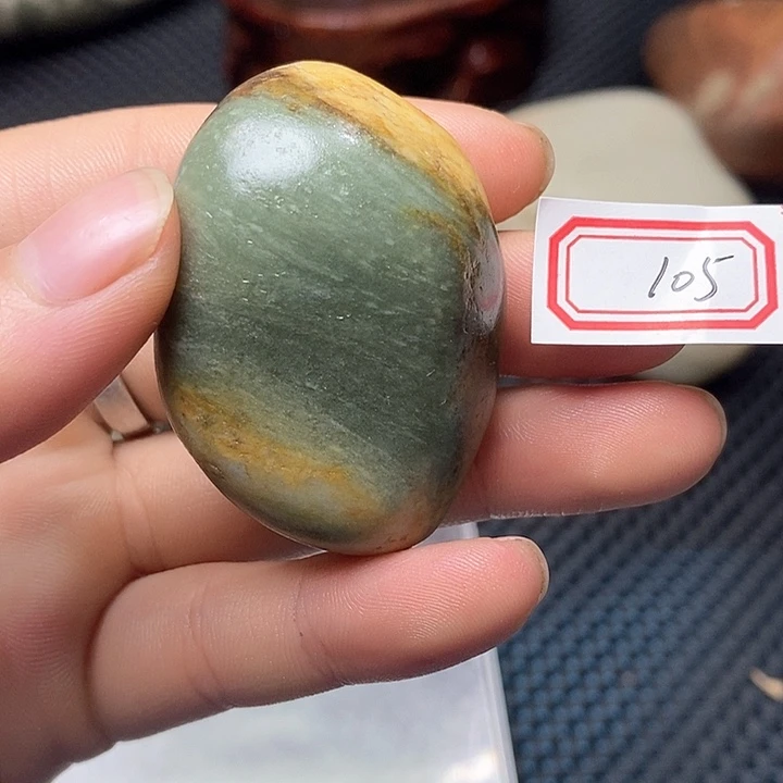 未镶嵌和田玉挂件105