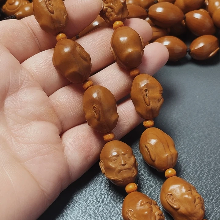 十二尊者，手持，橄榄核雕