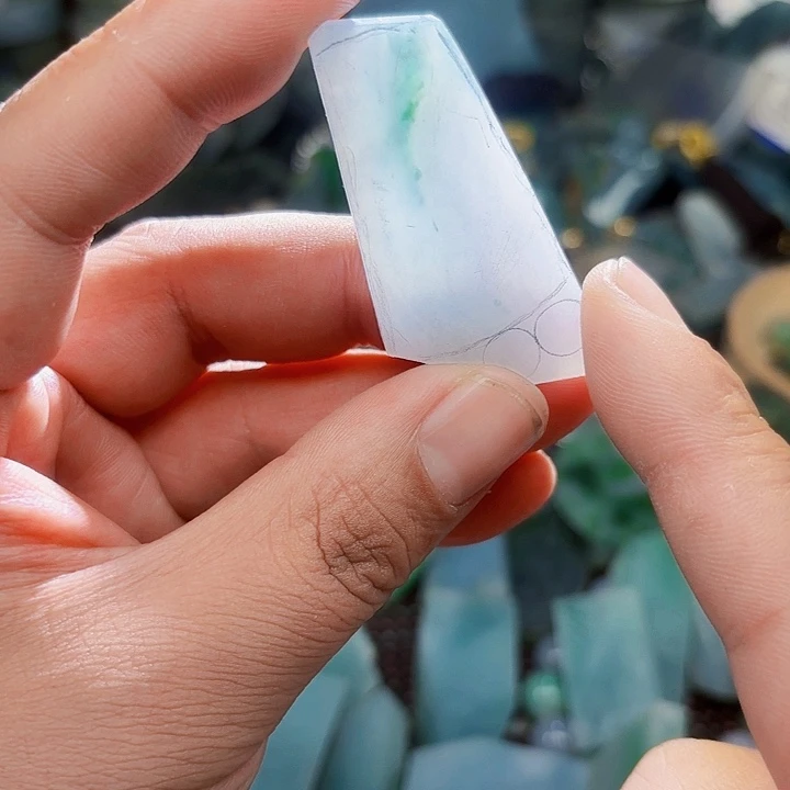 定制翡翠未镶嵌翡翠