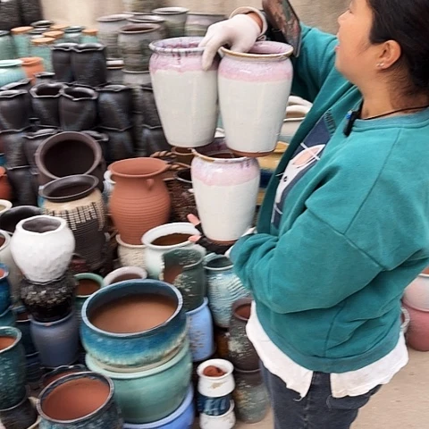 口14高20瑕疵三个盆子。