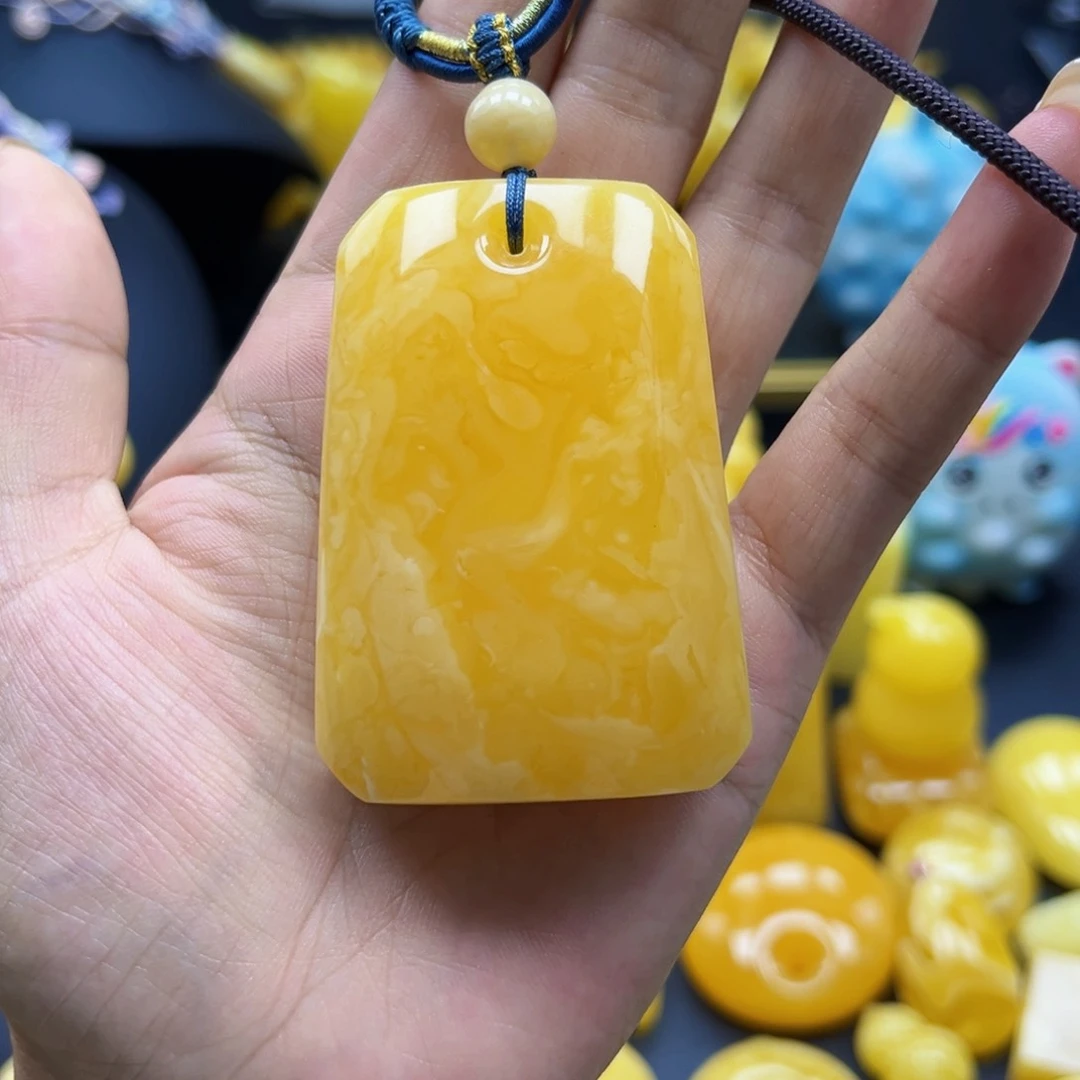 未镶嵌蜜蜡珠宝奇石