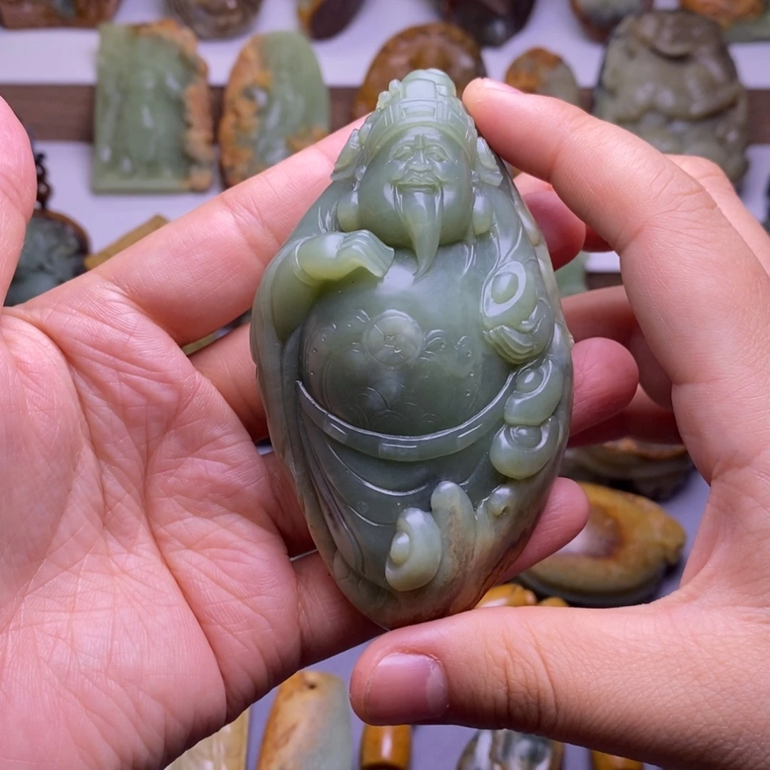 岫岩河磨玉（透闪石质玉）未镶嵌把件冉**兮