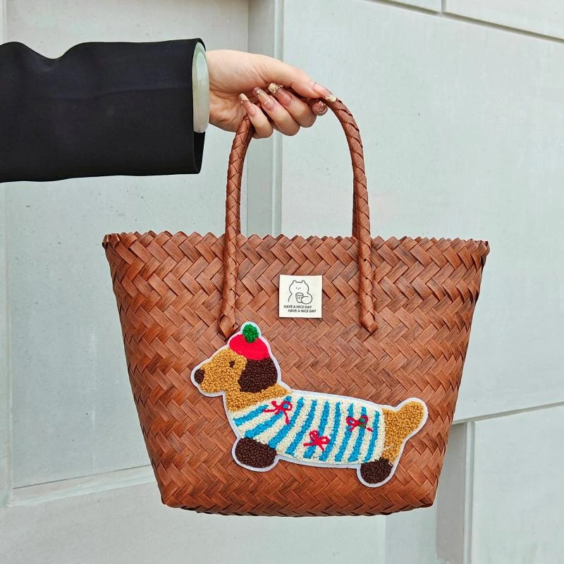 腊肠狗编织包上班通勤包新款手提包复古竹节包仿藤编菜篮子沙滩包