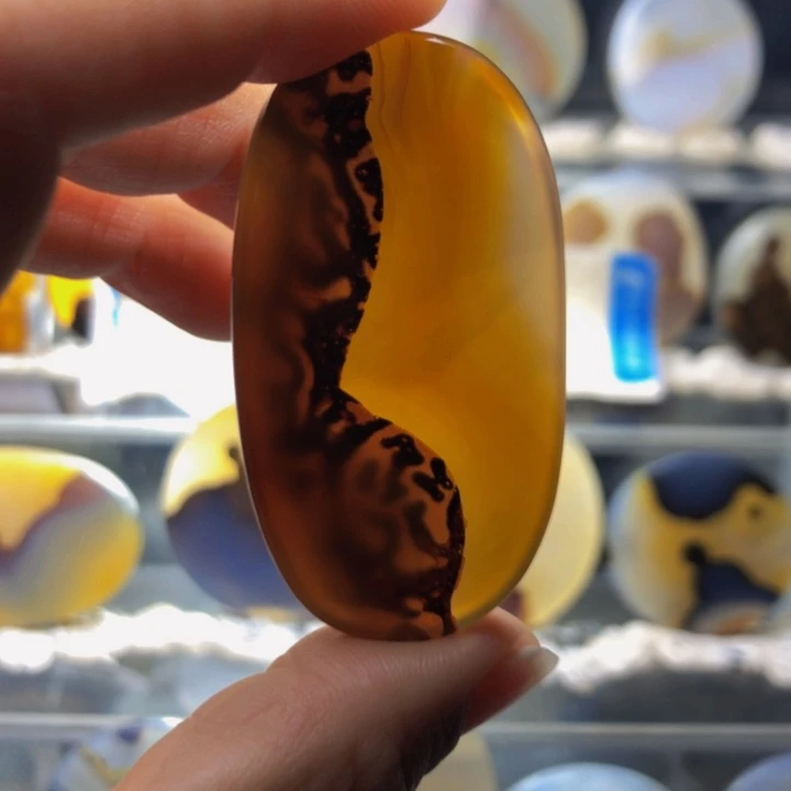 合金玛瑙/玉髓珠宝奇石51