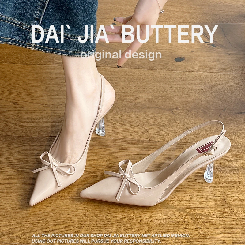 新款甜美蝴蝶结法式尖头后空高跟单鞋白色仙女气质高跟凉鞋女